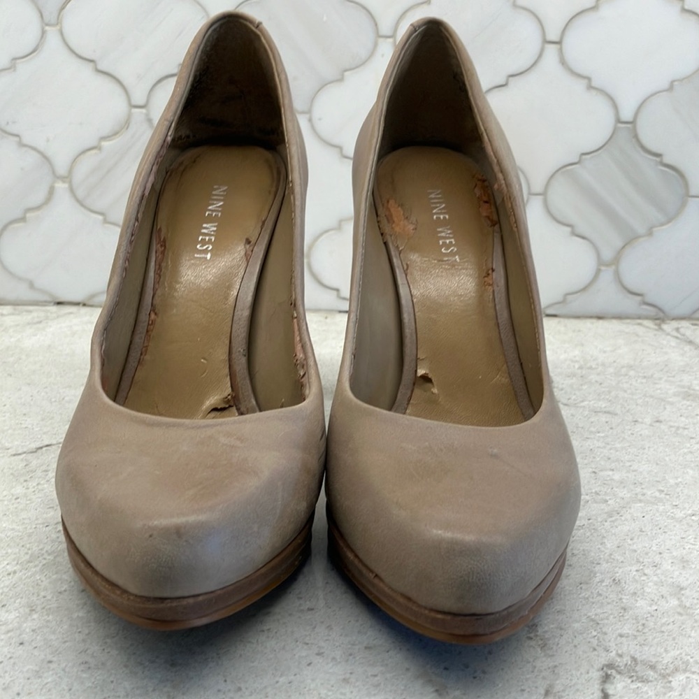 Nine West 4” pumps in camel leather